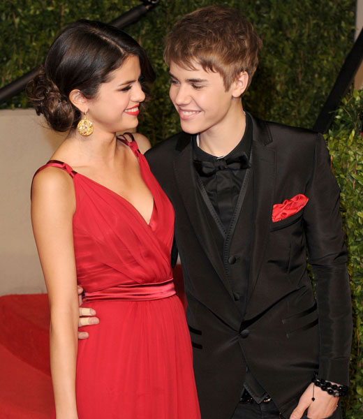 justin bieber and selena gomez new pictures 2011. justin bieber 2011 kca, selena