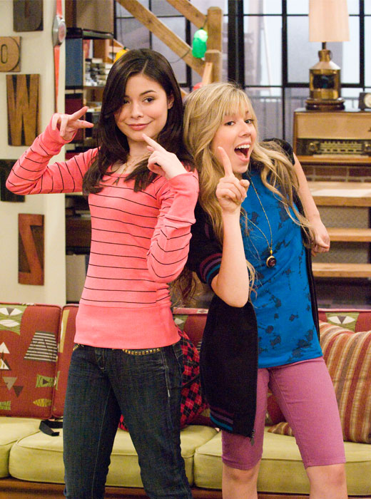 Miranda Cosgrove and Jennette McCurdy deserve awards for their super funny