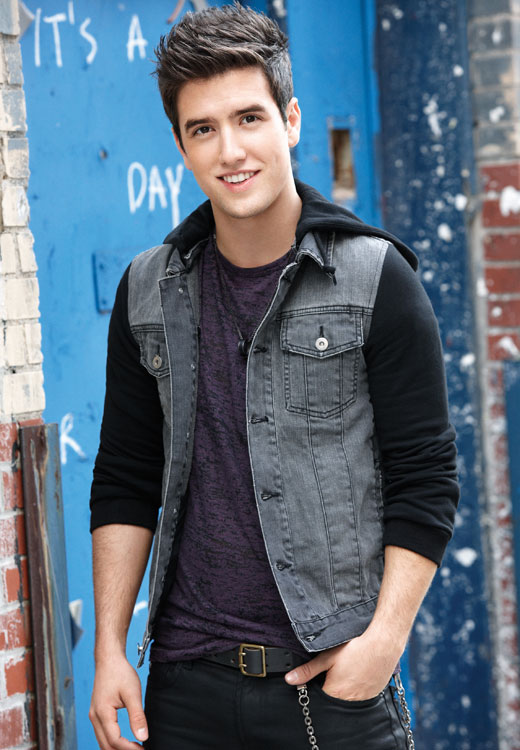 logan henderson big time rush