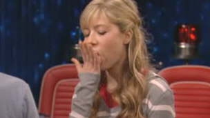 iCarly: "iFence"