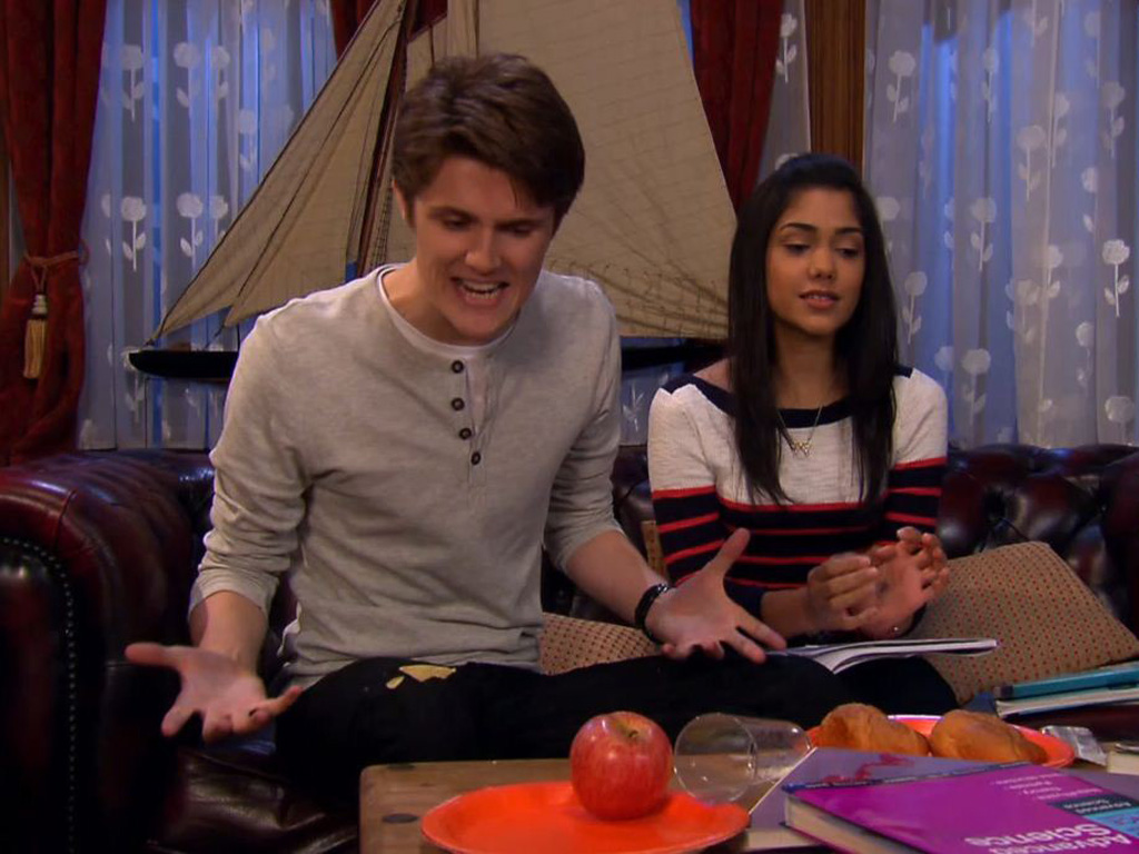 Patricia and Eddie look Image 29 from House of Anubis Cute Couples